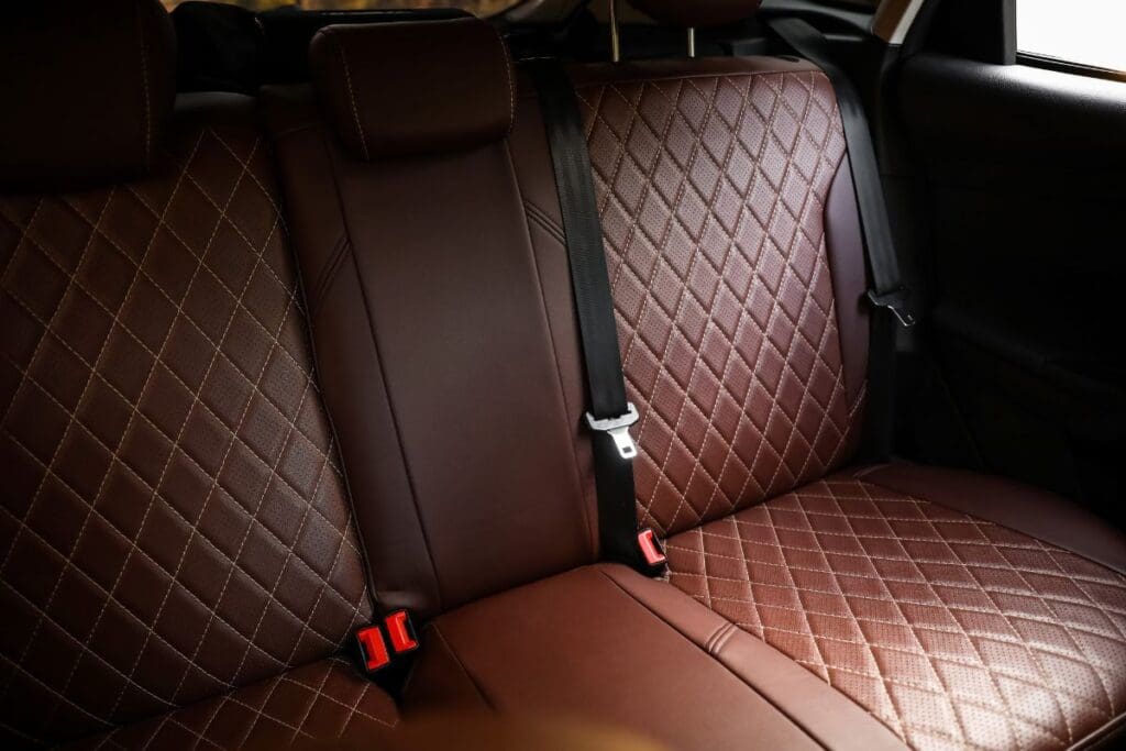 Custom Leather Interiors & Heated Seats (3)