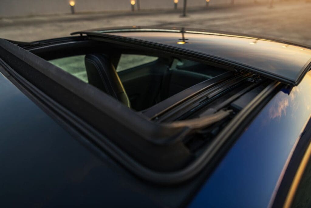 Retractable Sunroof