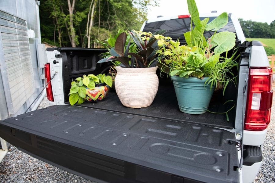 LINE-X Premium UV Resistant Bedliner by Micorp